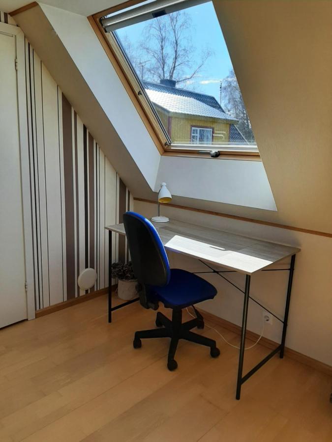 Mere Holiday House Salme Esterno foto